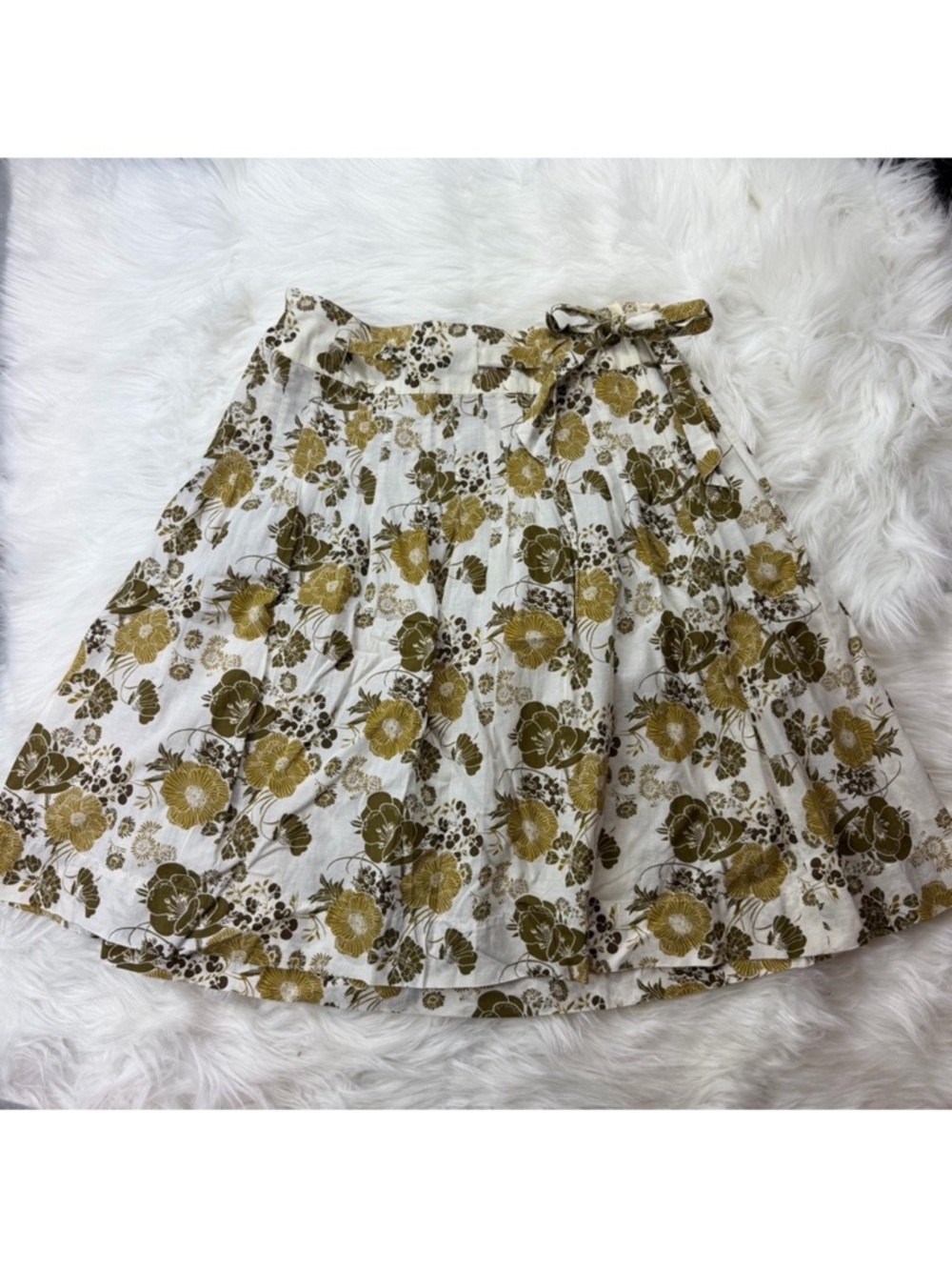 H&M Floral Mini Skirt in Brown and Cream